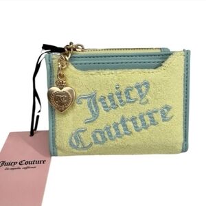💛🔹️Juicy Couture🔹️ Yellow Pear Gelato On the Beach Bifold  Pull Out  Wallet